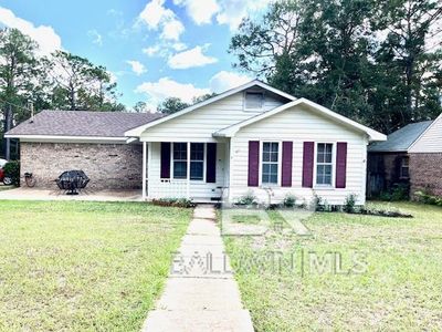 112 Kingswood Drive, House other with 3 bedrooms, 2 bathrooms and null parking in Daphne AL | Image 1