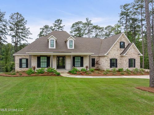 9 Sanctuary Dr, Sumrall, MS, 39482-2100 | Card Image