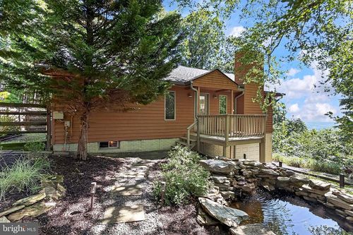 2090 Painter Ct, HAYMARKET, VA, 20169-1337 | Card Image