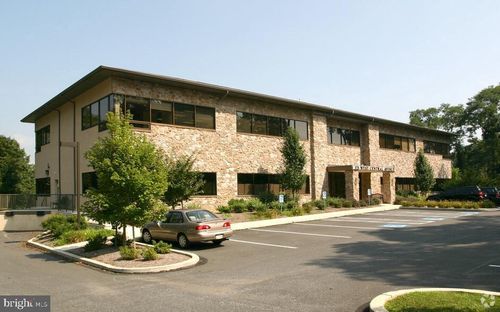 325 Central Ave, MALVERN, PA, 19355-3265 | Card Image