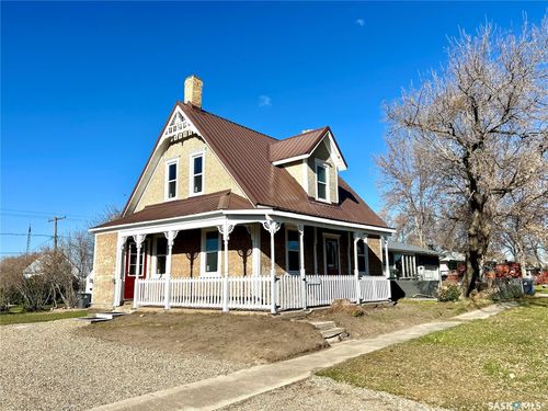 315 3rd Street, Frobisher, SK, S0C0Y0 | Card Image