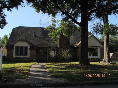 4318 Willow Hill Dr, Seabrook, TX, 77586-4313 | Card Image