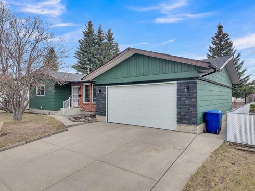 5433 55 Street, Olds, AB, T4H1J8 | Card Image