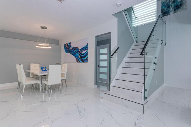 2738 Misty Oaks Circle Royal Circle, House other with 4 bedrooms, 3 bathrooms and null parking in Royal Palm Beach FL | Image 9