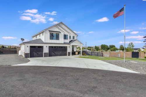 10419 Summit View Ct, Kennewick, WA, 99338 | Card Image