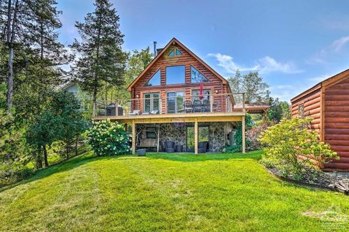 12 Valley Ct, Athens, NY, 12015-3105 | Card Image