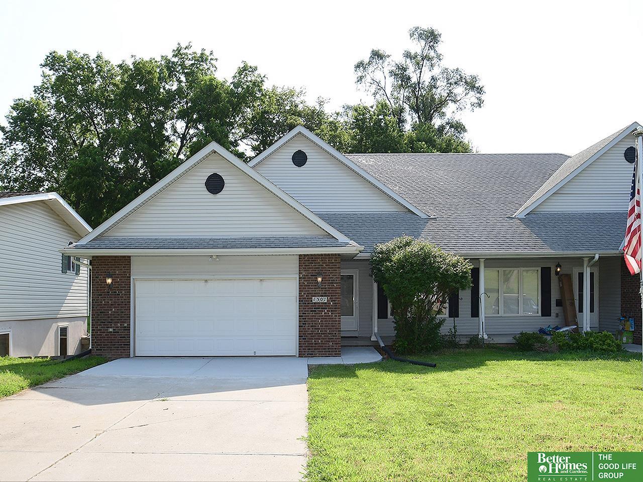 Main St, Bellevue, NE 68005