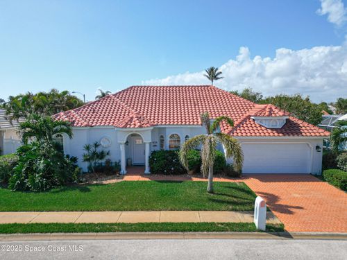 211 Seaview St, Melbourne Beach, FL, 32951-3472 | Card Image