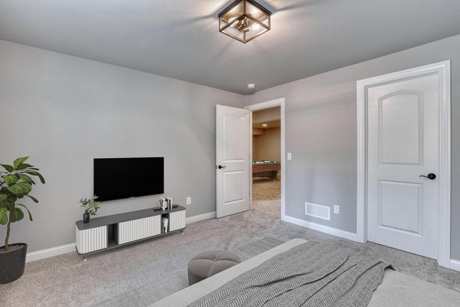 6928 S Weather Edge Circle, Condo with 3 bedrooms, 3 bathrooms and null parking in Lannon WI | Image 21