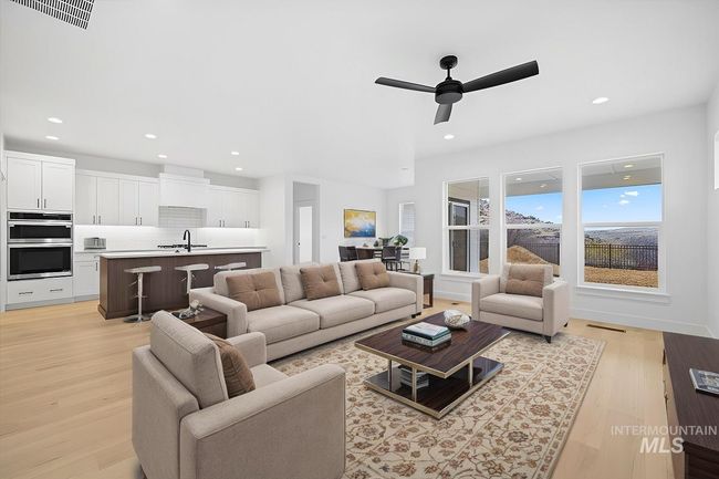 929 - 6725 S Kirsten Way, House other with 3 bedrooms, 2 bathrooms and 2 parking in Horseshoe Bend ID | Image 4