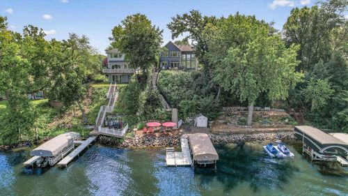 15408 Red Oaks Rd Se, Prior Lake, MN, 55372-1834 | Card Image