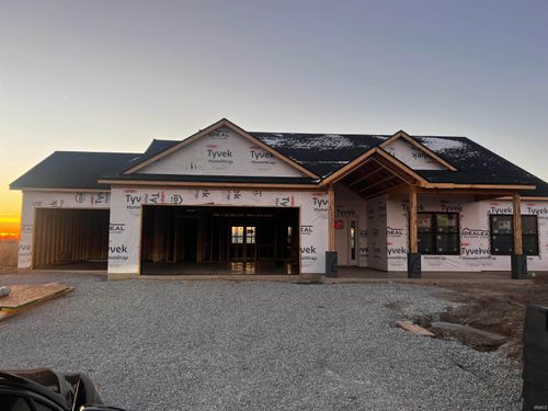 40 Howard St, Converse, IN, 46919-1400 | Card Image