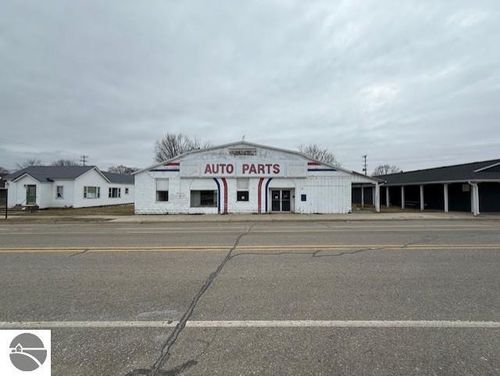 311 Prospect Ave, Alma, MI, 48801-1628 | Card Image
