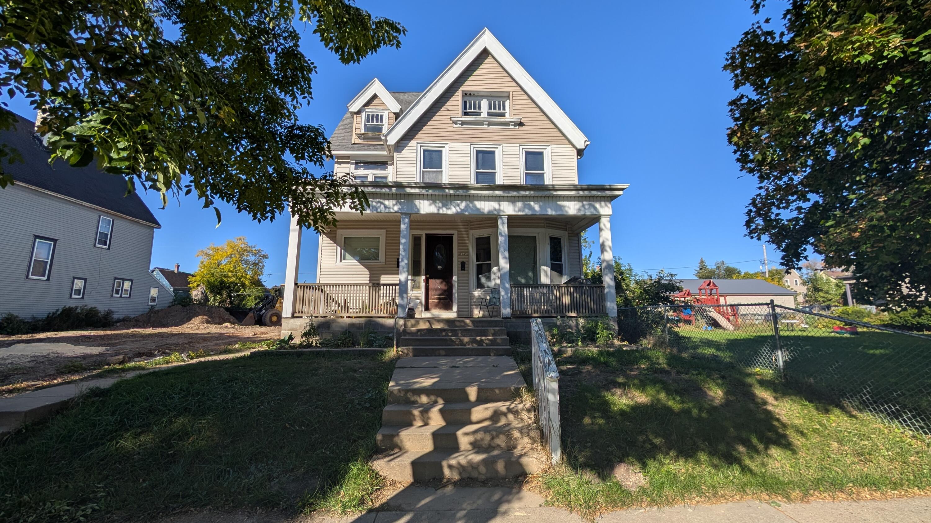 11th St, Milwaukee, WI 53206