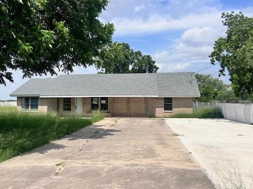 713 S 11th St, Donna, TX, 78537-4500 | Card Image