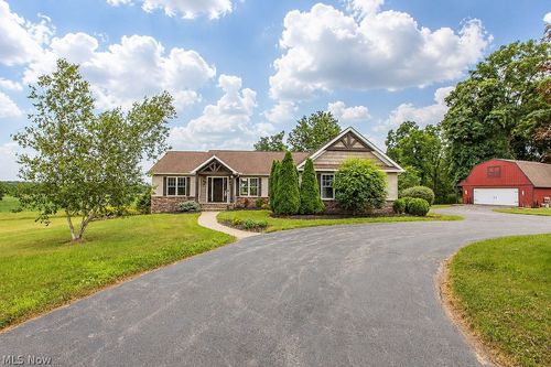 9503 Mennonite Rd, Wadsworth, OH, 44281-9309 | Card Image