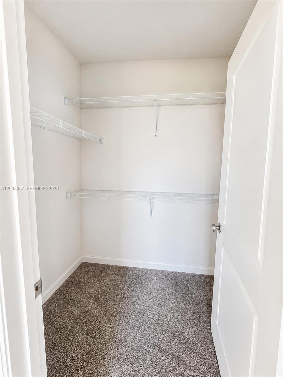 Residential Lease in Palm Bay