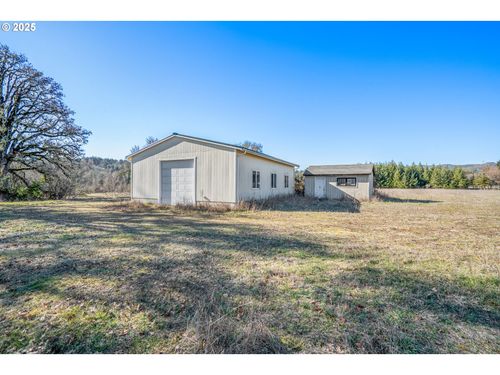 15580 Ellendale Rd, Dallas, OR, 97338-9615 | Card Image