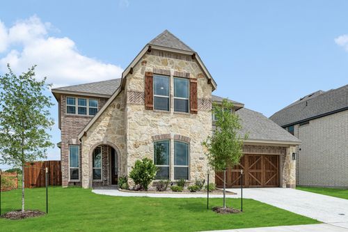 925 Cannes Dr, Red Oak, TX, 75154-1685 | Card Image
