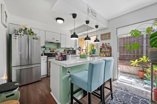 b-7958 Mission Center Ct, San Diego, CA, 92108-1456 | Card Image