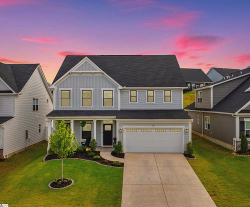 205 Skylyn Rdg, Greenville, SC, 29607-5582 | Card Image