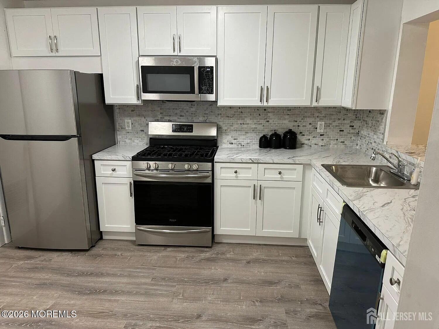 Residential Lease in Englishtown