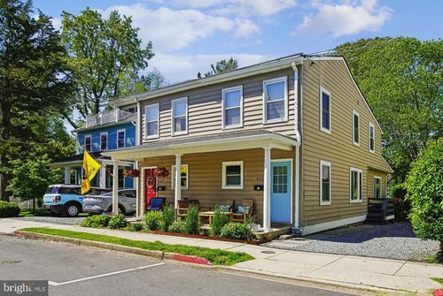 422 First St, ANNAPOLIS, MD, 21403-2607 | Card Image