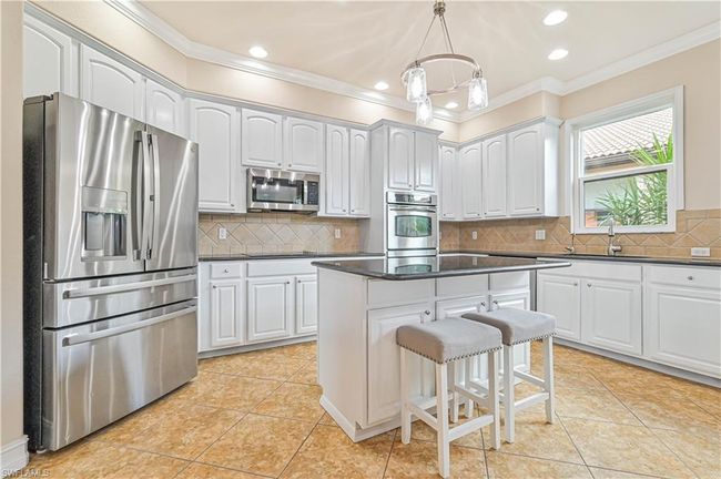 9280 River Otter Dr, House other with 5 bedrooms, 3 bathrooms and null parking in FORT MYERS FL | Image 11
