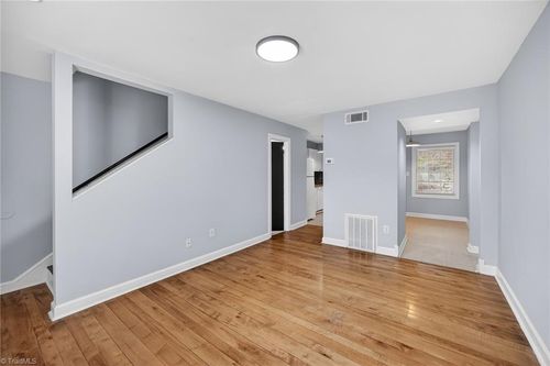 338 unit 2 Crafton Street, Winston Salem, NC, 27103 | Card Image