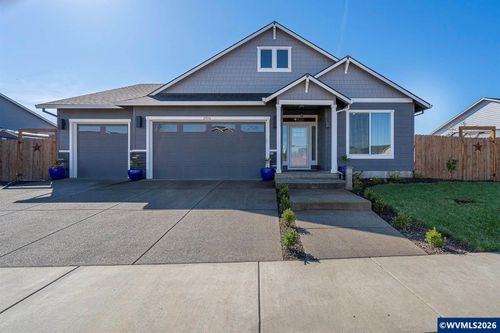 2926 Canter Ave, Albany, OR, 97321-9243 | Card Image