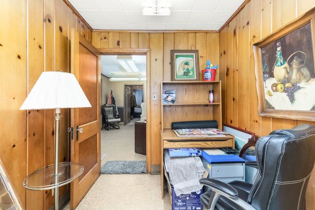 34900 Chestnut St, House other with 4 bedrooms, 3 bathrooms and null parking in Wayne MI | Image 19