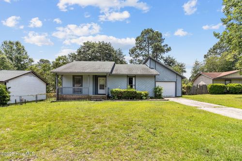 104 Bruce Ln, Spring Lake, NC, 28390-3218 | Card Image