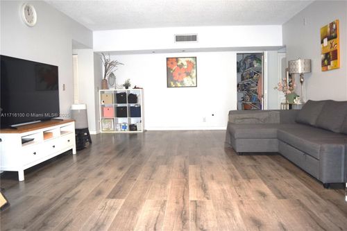 204-6328 Longboat Ln W, Boca Raton, FL, 33433-8097 | Card Image