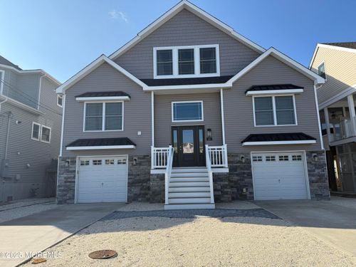 44 Harold Ln, Manahawkin, NJ, 08050-4103 | Card Image