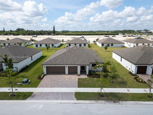 17564 Sw 285th St, Homestead, FL, 33030-7512 | Card Image