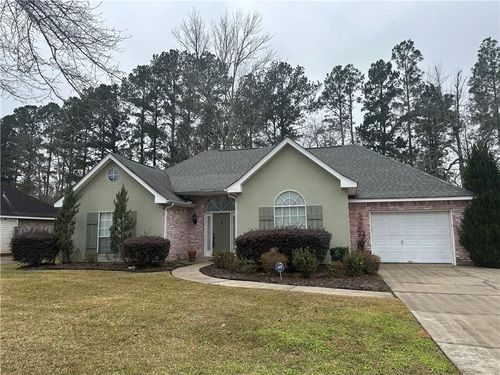 146 Woodcrest Dr, Covington, LA, 70433-6500 | Card Image