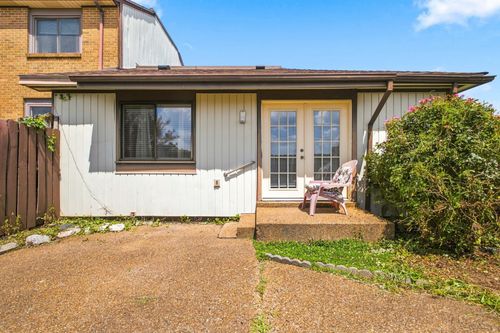 1040 Heritage Dr, Madison, TN, 37115-2635 | Card Image