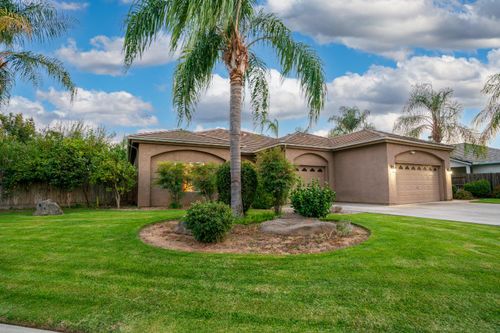 4115 Bella Vista St, Chowchilla, CA, 93610-8437 | Card Image