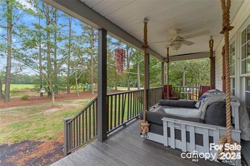 10560 Lake Royale Rd, Spring Hope, NC, 27882-8287 | Card Image