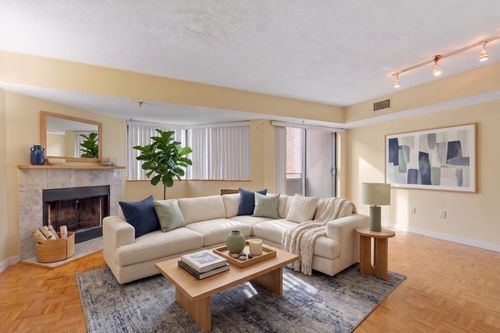 717-147 Kelton St, Boston, MA, 02134-4385 | Card Image