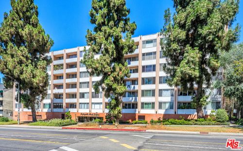 210-421 S La Fayette Park Place, Los Angeles, CA, 90057 | Card Image