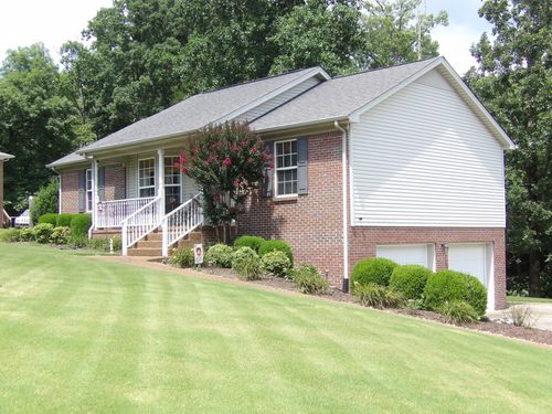 109 Whippoorwill Dr, Waverly, TN, 37185-1341 | Card Image