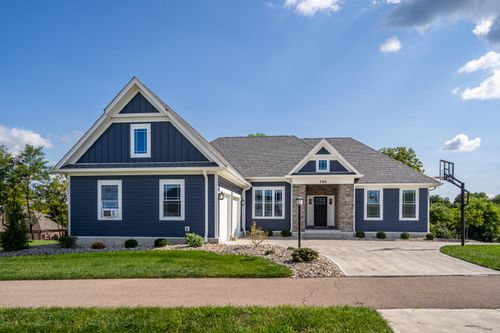 795 Madison Ridge Rd, Lawrenceburg, IN, 47025-7580 | Card Image