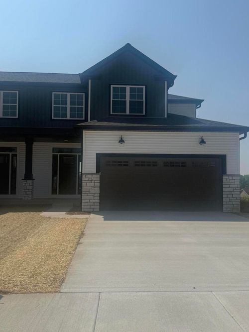 505 Golf Dr, JEFFERSON, WI, 53549-9454 | Card Image