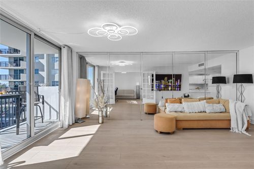 apt-503-9273 Collins Ave, Surfside, FL, 33154-3036 | Card Image