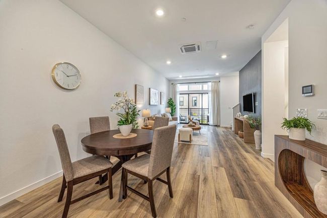 112 Waters Park Cir, Townhouse with 2 bedrooms, 3 bathrooms and 2 parking in San Mateo CA | Image 13