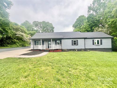 1586 Kenlane Dr, Hickory, NC, 28601-8114 | Card Image