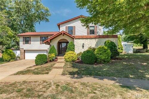 4721 Kingbird Lane, Unincorporated, MO, 63128 | Card Image