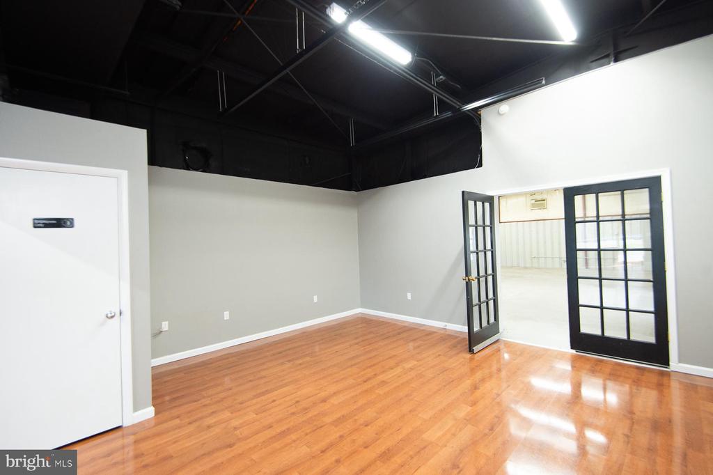 Commercial Sale in CAMBRIDGE 5