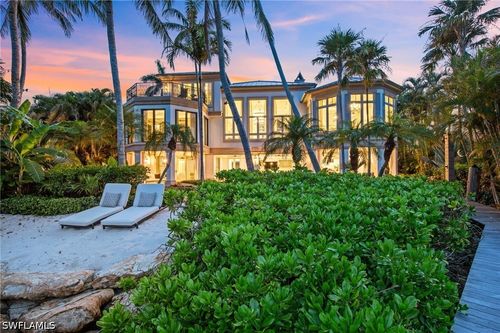 3675 Gordon Dr, NAPLES, FL, 34102-7954 | Card Image